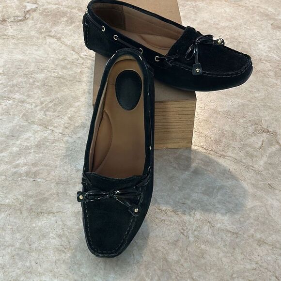 Clarks Black Suede Driving Loafers - Picture 6 of 7